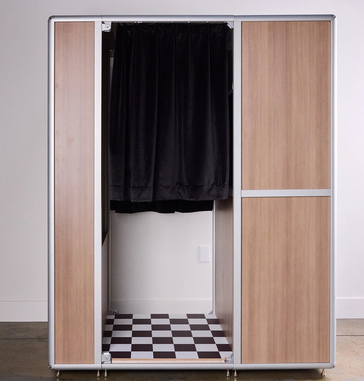 Vintage Booth (Intro Price)